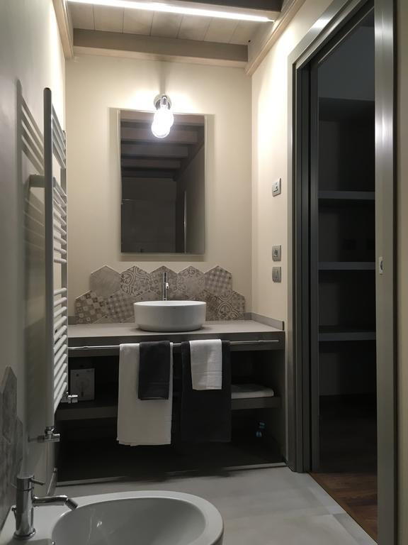 Energaia Apartamento Toscolano Maderno Quarto foto